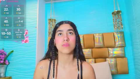 mia montess online show from November 24, 2025, 12:38 pm