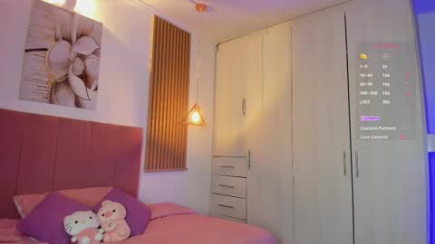 Mia Nevaeh - follow me online show from September 12, 2025, 8:42 pm