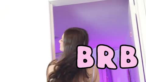 Mia Nevaeh - follow me online show from April 19, 2026, 7:49 pm