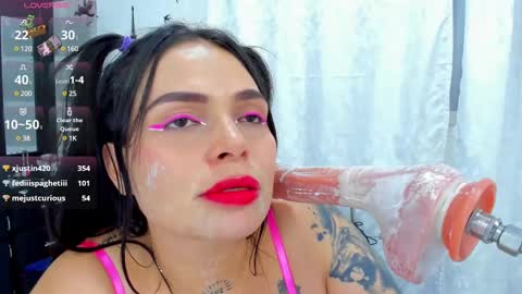 mia novoa online show from February 15, 2025, 12:04 am