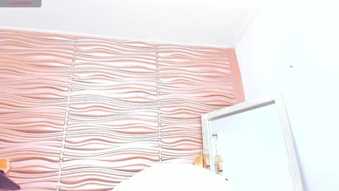 Snapshot of mia_pineda chatting on February 9, 2025, 6:47 pm Mariana online show from February 9, 2025, 6:47 pm