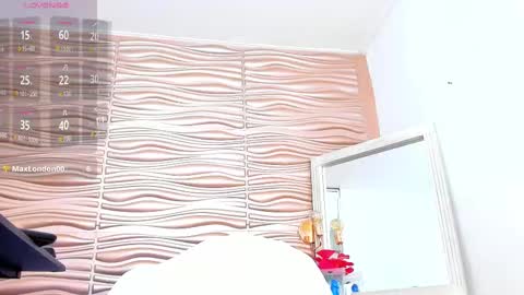 Snapshot of mia_pineda chatting on March 9, 2025, 11:36 am Mariana online show from March 9, 2025, 11:36 am