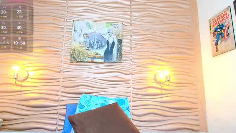 Snapshot of mia_pineda chatting on October 30, 2025, 11:49 pm Mariana online show from October 30, 2025, 11:49 pm