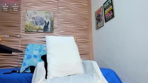 Snapshot of mia_pineda chatting on November 29, 2025, 10:29 am Mariana online show from November 29, 2025, 10:29 am