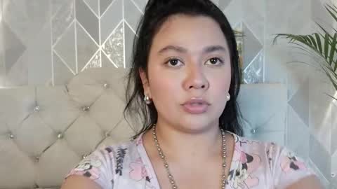 Mia Roux online show from March 1, 2026, 4:03 am