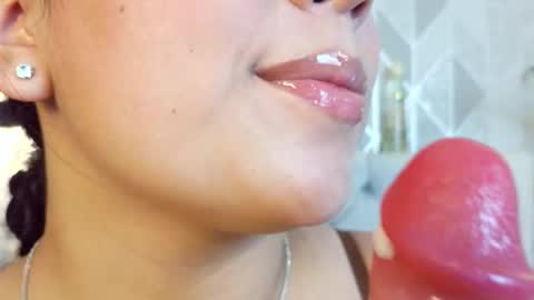 Mia Roux online show from March 2, 2026, 4:14 am