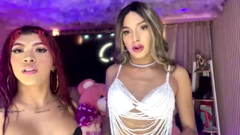 Snapshot of mia_sexy_33 chatting on January 14, 2026, 9:04 am mia_sexy_33 online show from January 14, 2026, 9:04 am