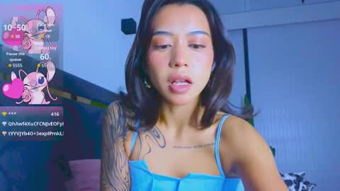 Mia online show from September 23, 2025, 12:41 pm