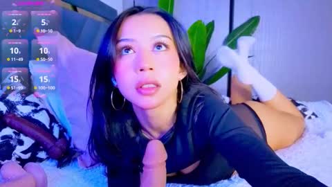 Mia online show from February 12, 2026, 8:59 pm