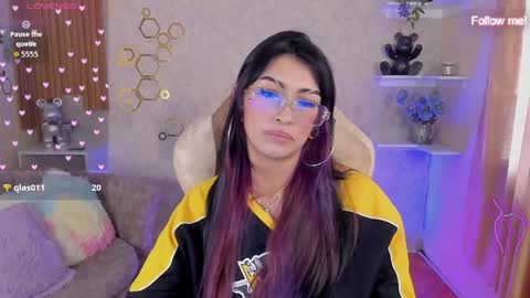 Mia online show from May 23, 2026, 1:59 pm