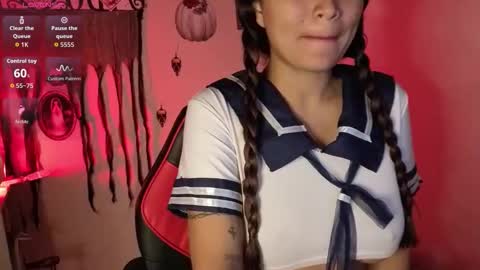 mia_sweetdc online show from October 15, 2025, 7:14 pm