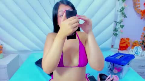 mia sweett69 online show from December 4, 2025, 11:52 am