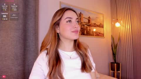 Mia White  online show from December 11, 2024, 12:23 pm