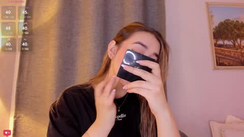 Mia White  online show from January 29, 2025, 12:24 pm