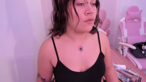 mia_yeager online show from October 6, 2025, 3:15 am