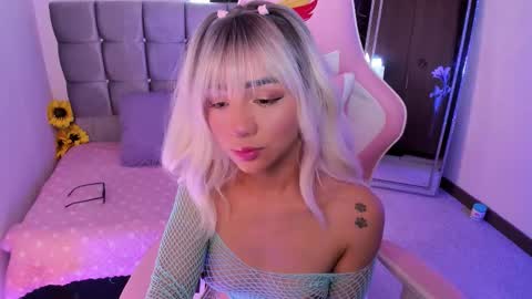 Snapshot of miaa_06 chatting on September 14, 2025, 12:59 pm mia nicolle online show from September 14, 2025, 12:59 pm