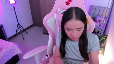 Snapshot of miaa_06 chatting on October 17, 2025, 8:55 pm mia nicolle online show from October 17, 2025, 8:55 pm