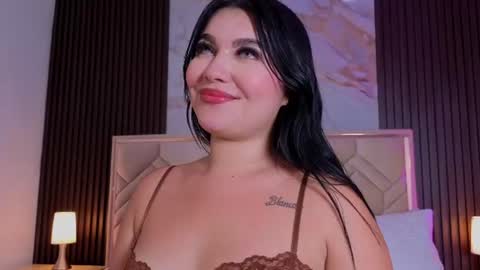 Snapshot of miaafarrel chatting on July 11, 2026, 10:11 pm Miaa Farrel online show from July 11, 2026, 10:11 pm