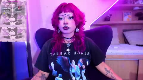 Mia online show from February 13, 2025, 1:05 pm