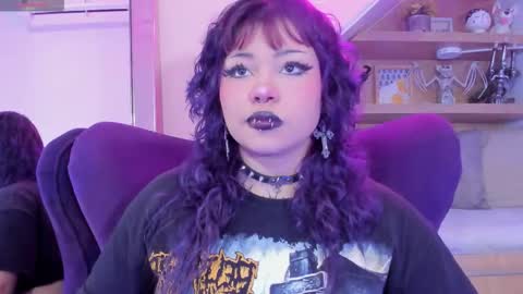 Mia online show from October 7, 2025, 3:58 am