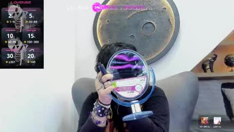 Mia online show from March 4, 2026, 12:11 pm