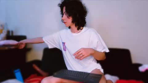 miabeautyxxx online show from February 21, 2025, 3:21 pm