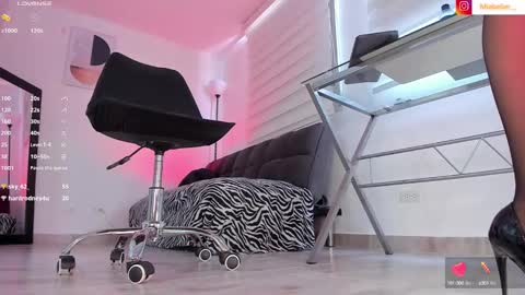 Mia Belier  online show from January 20, 2025, 4:34 pm