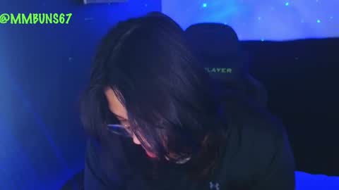 Mia online show from September 23, 2025, 12:57 am