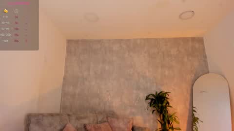 miacooper online show from November 5, 2025, 12:27 pm