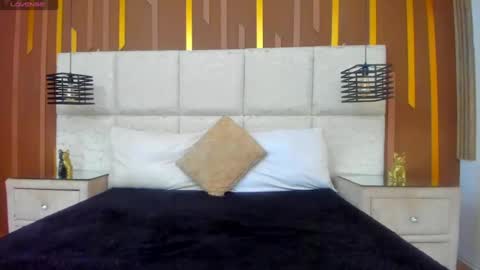 Snapshot of miacours chatting on July 8, 2026, 7:18 pm MiaCours online show from July 8, 2026, 7:18 pm