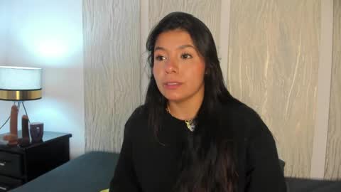 IG Yojanagomez  online show from November 12, 2025, 5:35 pm