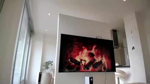 Mia online show from December 17, 2024, 9:16 pm