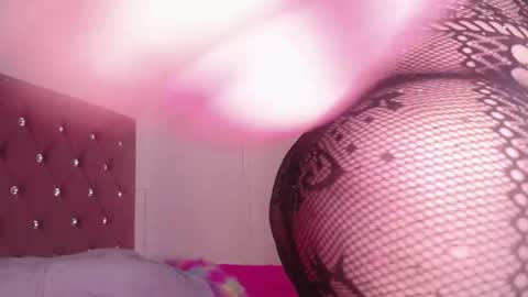 mia online show from February 24, 2026, 1:03 am