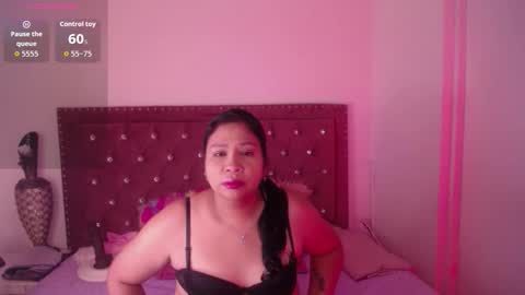 mia online show from March 19, 2026, 2:37 am