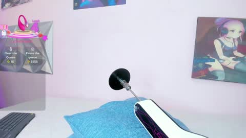 miagold_ online show from May 13, 2026, 7:00 pm