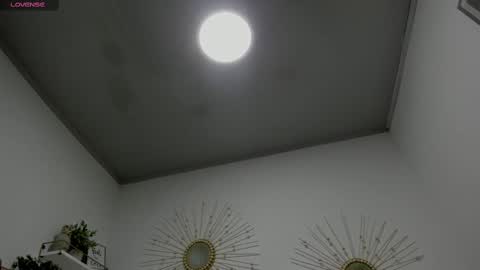 Miah Collins online show from February 12, 2025, 10:56 am