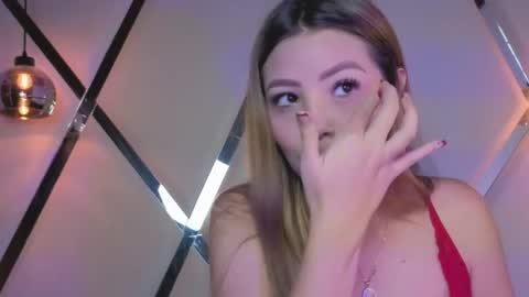 miah_stewart online show from February 20, 2026, 4:09 am