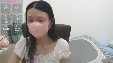 miahchan68 online show from October 24, 2025, 3:19 pm