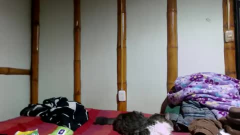 Mia  Sam online show from April 19, 2026, 5:12 pm