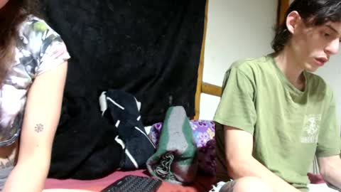 Snapshot of miahells chatting on April 23, 2026, 12:56 am Mia Sam online show from April 23, 2026, 12:56 am