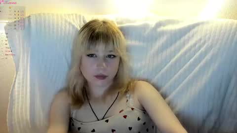 Snapshot of miakimiko chatting on June 13, 2026, 1:25 am miakimiko online show from June 13, 2026, 1:25 am
