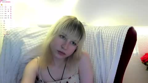 Snapshot of miakimiko chatting on June 14, 2026, 2:24 am miakimiko online show from June 14, 2026, 2:24 am