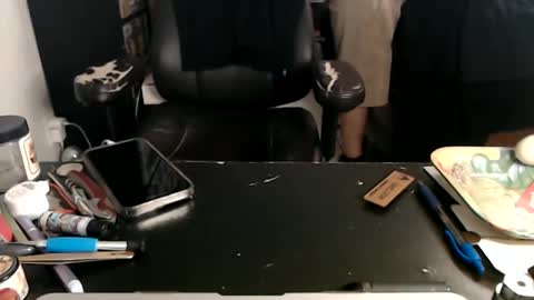 Mark online show from November 27, 2025, 4:47 am