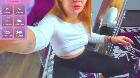 Mia Kittyy online show from November 5, 2025, 1:49 am