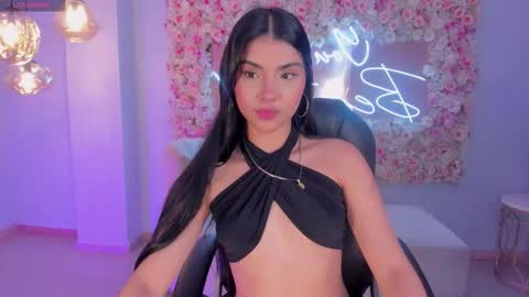 Call me Mia  online show from November 30, 2025, 11:36 am