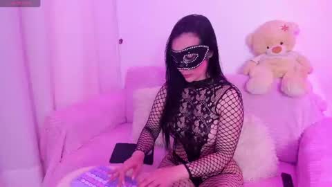 Snapshot of mialover1_ chatting on June 19, 2026, 2:16 am Mia online show from June 19, 2026, 2:16 am