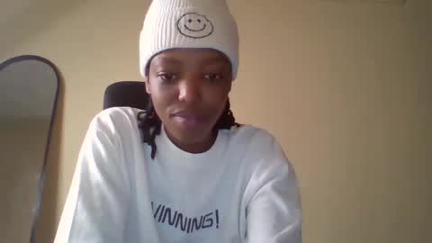 Muffin online show from March 21, 2026, 2:27 am