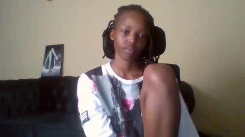 Muffin online show from April 21, 2026, 12:00 pm