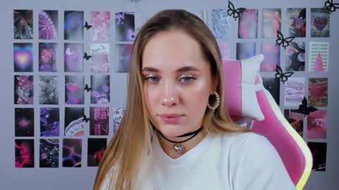 Snapshot of miamilas chatting on February 19, 2025, 10:56 am miamilas online show from February 19, 2025, 10:56 am