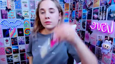 Snapshot of miamilas chatting on March 16, 2026, 2:43 pm miamilas online show from March 16, 2026, 2:43 pm